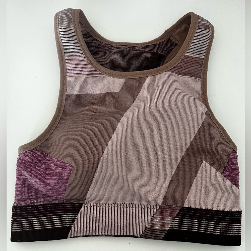 Nike-sports- ICON CLASH SEAMLESS SUPPORT BRA